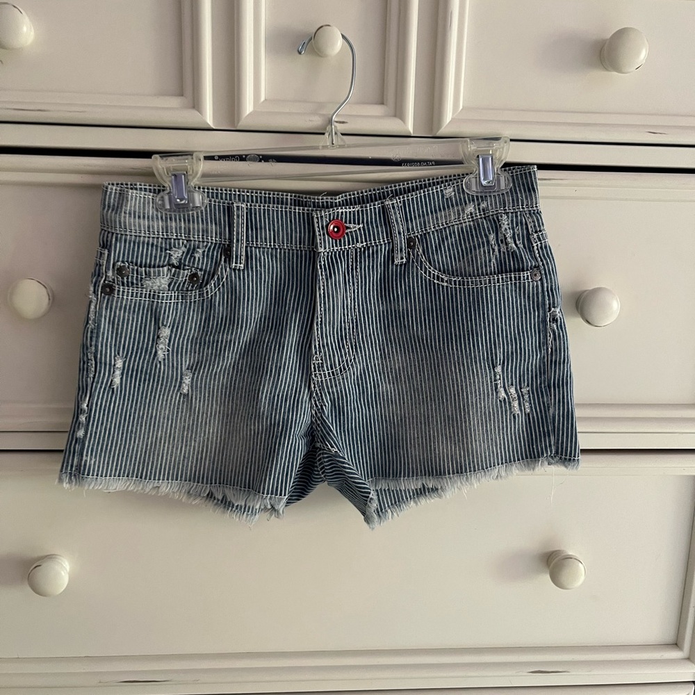 By Corpus Jean shorts